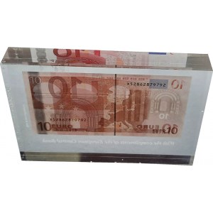 Banknot 10 euro emisji 2002 w akrylu