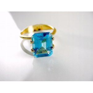 Topaz London Blue - 3.85 ct - STP71