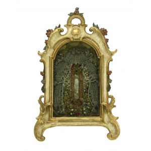 Barokní skříňkový relikviář svatého Hadriána z Cesareje, 18. století.