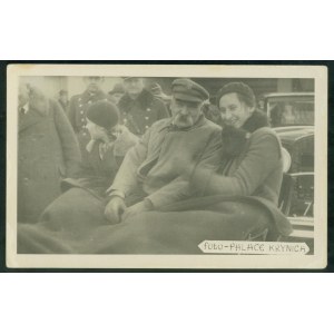 l Krynica – Piłsudski z córkami Wandą i Jadwigą na saniach, fot. Foto-Palace Krynica, fotografia