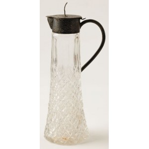 CARafe, early 20th century.