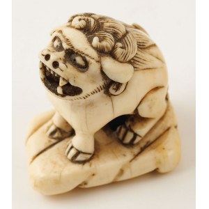 NETSUKE, LEW FOU, Japan, 19./20. Jahrhundert.