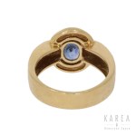 Ring with sapphire and diamonds, contemporary