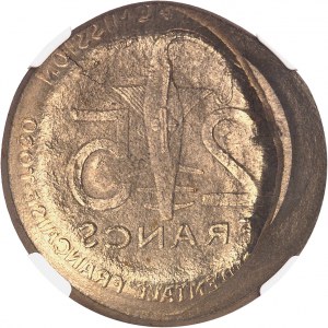 Togo, République autonome (1957-1960). 25 francs AOF -TOGO, erreur de frappe, frappe incuse et écrasée 1957, Paris.