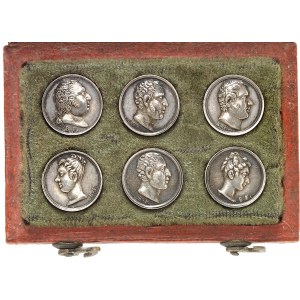 Louis XVIII (1814-1824). Coffret miniature, médaillier royal, avec 6 médaillettes de la famille royale, à l’occasion du mariage du duc et de la duchesse de Berry, par Brenet 1816, Paris.