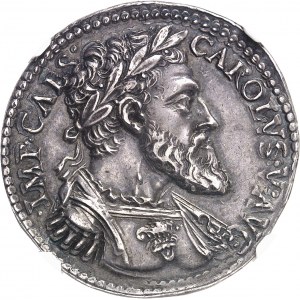 Milan, Charles Quint (1516-1554). Médaille monétiforme ou teston à la Piété, par Leone Leoni ND (c.1535), Milan.