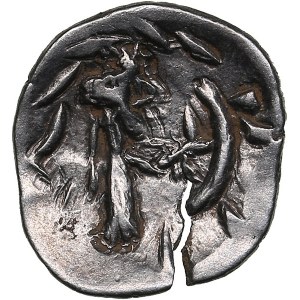 Kings of Persis AR Obol - Namopat. 1st century AD