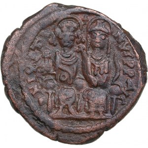 Byzantine, Nikomedia Æ Follis or 40 Nummi - Justin II and Sophia (AD 565-578)