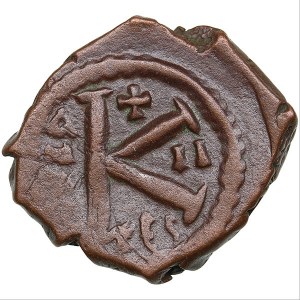 Byzantine, Thessalonica Æ Half Follis or 20 Nummi - Maurice Tiberius (AD 582-602)