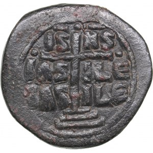 Byzantine, Constantinopolis Æ Follis 1030-1040 - Time of Romanus III (1028-34 AD)
