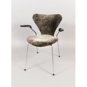 Arne Jacobsen (1902 - 1971) - design, Armchair