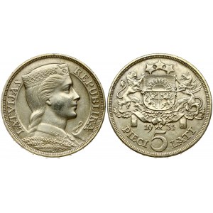 Latvia 5 Lati 1931 Obverse: Crowned head right. Reverse: Arms with supporters above value. Edge Description: DIEVS **...