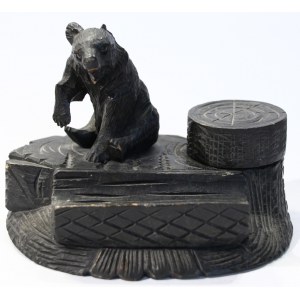 Kałamarz drewniany z niedźwiedziem [początek XX w. ok 1900]