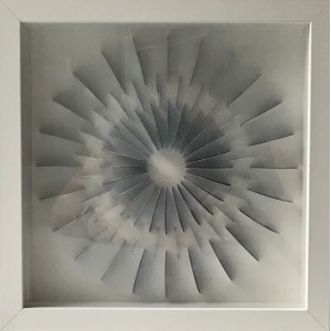 Eliza Kopeć, Circle Little Delft, 2013, papier