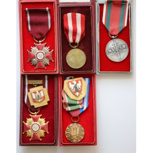 Zestaw 7 medali PRL