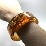 Fascinating Vintage Amber Bangle Bracelet