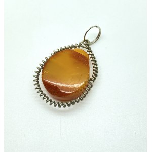 Beautiful Vintage Amber Pendant shaped like a Drop