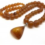 Marvellous Unique Vintage Amber Necklace made from Oval shaped Amber beads