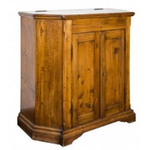 Toaletka (A North Italian walnut dresser)