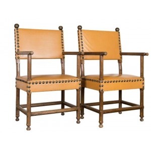 Dwa fotele dębowe (A pair of oak armchairs)