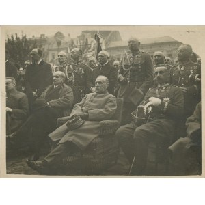 Der französische Marschall Foch während der Feierlichkeiten am 3. Mai 1923