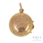 Medalion dekorowany motywem kwiatowym, Rosja, XIX/XIX w.