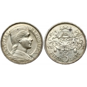 Latvia 5 Lati 1931 Obverse: Crowned head right. Reverse: Arms with supporters above value. Edge Description: DIEVS **...