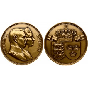 Denmark Medal Frederik & Ingrid (1935/1978) The wedding of crown prince Frederik and crown princess Ingrid. 1935...