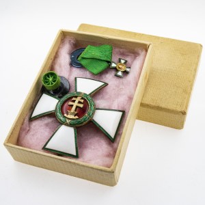 Hungary Order Of Merit 1922 Officer’s Cross & Miniature. Cross in silver gilt and enamels; vaulted...
