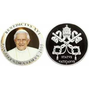 Italy Vatican City 2005 Papal Insignia. Commemorative Coin. Pope Benedict XVI. COA. Bronze silvered. Weight approx: 28...