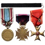 The Second Republic, a collection of 6 medals and decorations per person, along with ribbons