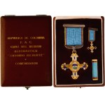 Colombia Air Force Cross of Aeronautical Merit Commander Set in Case 1948