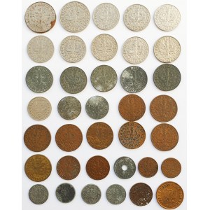 Zestaw drobnych monet z okresu II RP