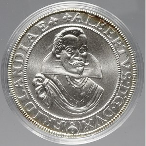 Valdštejn, Replika tolaru Albrechta z Valdštejna, autor Lukáš 2002. Ag 0.999 (29 g) 40 mm, orig. etue...