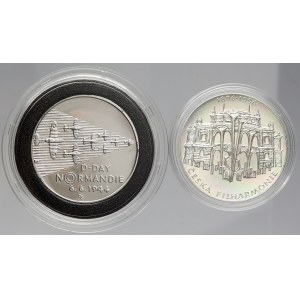 Česká republika 1993 - nyní, 200 Kč 1994 Normandie, 1995 filharmonie, vše plexi pouzdro...