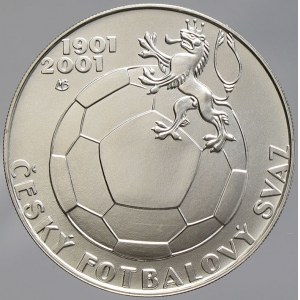 Česká republika 1993 - nyní, 200 Kč 2001 Fotbalový svaz, plexi pouzdro, karta
