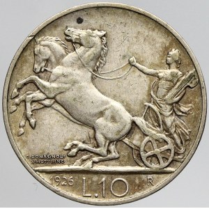 Itálie, Viktor Emanuel III. (1900-46). 10 lira 1926 R, na hr. *FERT*. KM-68.1