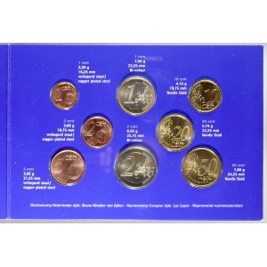 Evropa - sady oběhových mincí, Nizozemsko. 1 c. - 2 € 2002...