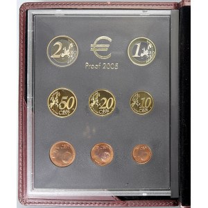 Evropa - sady oběhových mincí, Rakousko. 1c. - 2 € 2005. 2€ 50 let státní smlouvy. Koženkový přebal, papírová krabice...
