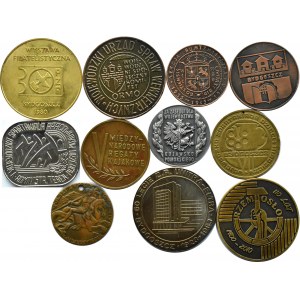 Polen, PRL, Flug von elf Medaillen mit verschiedenen Durchmessern