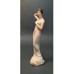 PORCELANOWA FIGURKA KOBIETY - Jan JEZEL