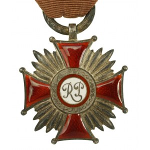 Srebrny Krzyż Zasługi RP - srebro? (wczesny okres powojenny). Wyk. Caritas