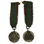 Medal Za Ofiarność i Odwagę z leg. z 1976 r. i miniaturką