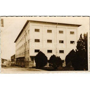 1940 Sepsiszentgyörgy, Sfantu Gheorghe; dohánygyár / tobacco factory. photo + 1940 Sepsiszentgyörgy visszatért So...