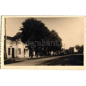 1941 Pélmonostor, Beli Manastir; utca és vendéglő / street and restaurant. photo (EK)