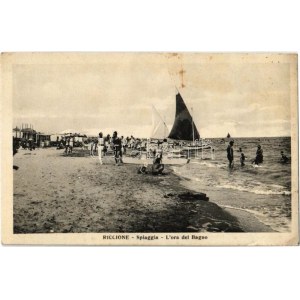 Riccione, Spiaggia, L'ora del Bagno / beach (EK)