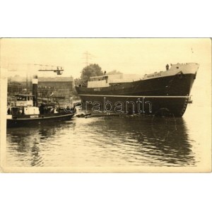 ~1943 MAGYAR VITÉZ tengeri áruszállító hajó és BERETTYÓ csavaros vontató gőzhajó / Hungarian steamships...