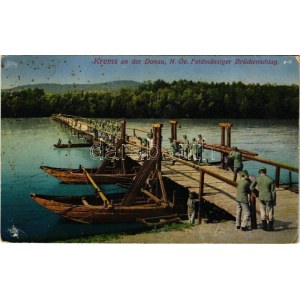 1912 Krems an der Donau, Feldmässiger Brückenschlag / Osztrák-magyar katonák ideiglenes híd építése közben / K.u.k...