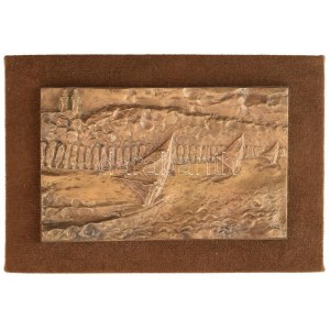 Szöllőssy Enikő (1939-): Balaton Tihanynál hullámlovasokkal. Bronz relief, fa hordozón, jelzés nélkül, 16×26x1...