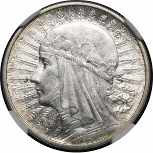 2 Gold Female Head 1932